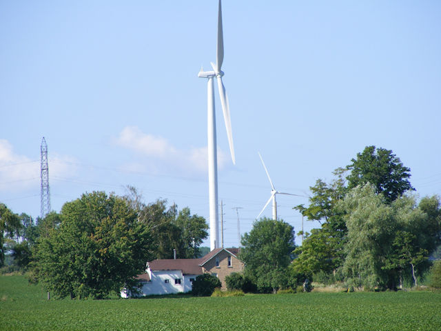 Suncor wind farm Ripley